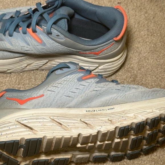 Hoka - Picture 4 of 7